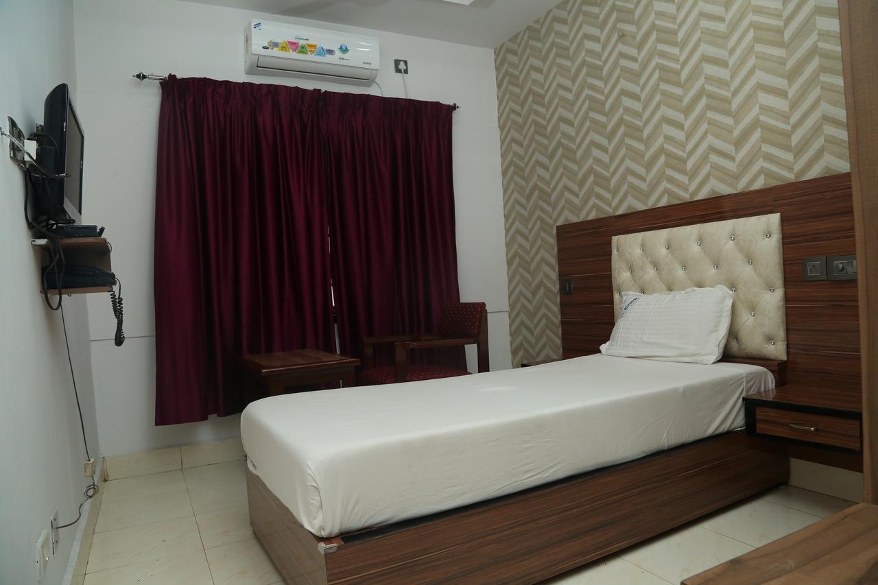 Konark Lodge Visakhapatnam Exterior photo